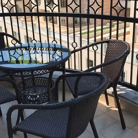 Sunset Resort, 219 Knyaz Boris I St. 8201 Pomorie, Bulgaria 아파트 포마리